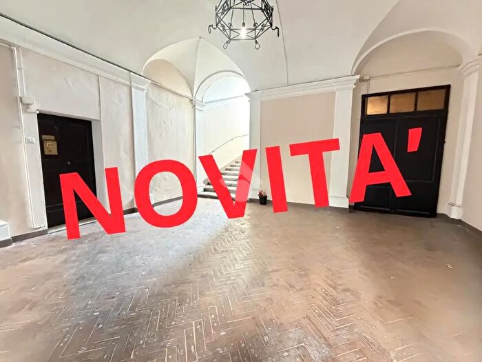 Appartamento con 5 locali in vendita in Via Ferrucci, Narni