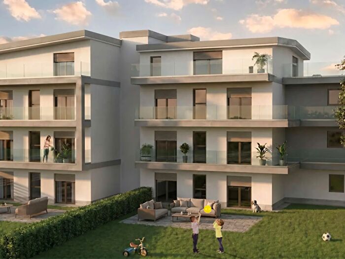 Appartamento quadrilocale in vendita in Seregno