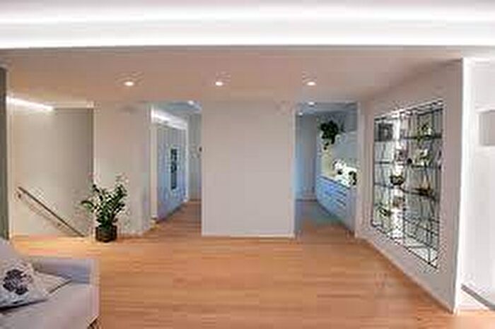 Casa trilocale in affitto in Via Pasquale Sottocorno, Piave Tricolore, Milano