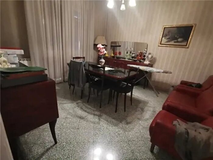 Casa con 5 locali in vendita in Empoli