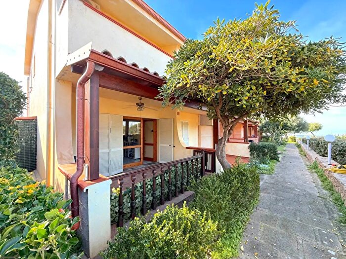 Appartamento bilocale in vendita in Via Ugo Foscolo, Badesi