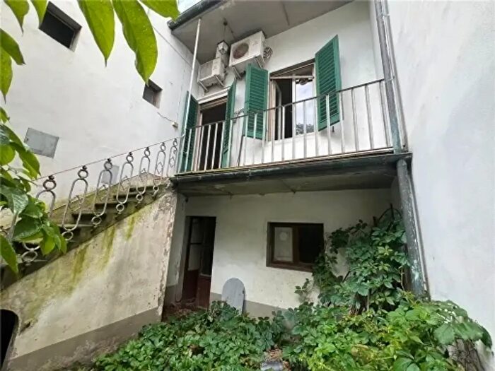 Appartamento con 7 locali in vendita in Firenze