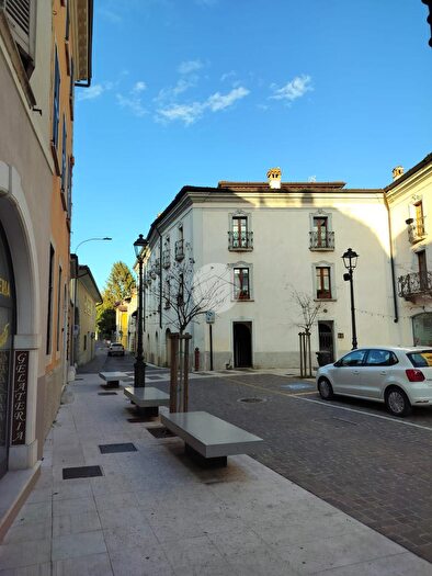 Appartamento bilocale in vendita in Via Chiesa, Padenghe Sul Garda