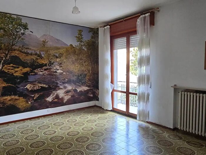 Appartamento con 6 locali in affitto in Salsomaggiore Terme