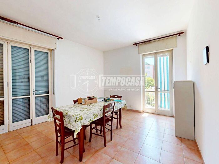 Appartamento quadrilocale in affitto in Borgo Piave Corso Europa Zona Ferrero, Alba