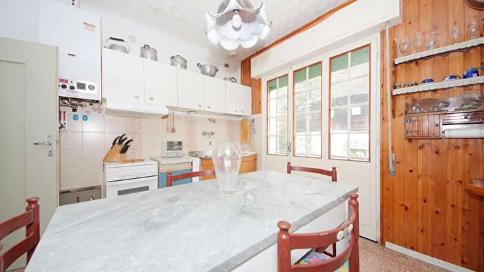 Appartamento quadrilocale in vendita in Lizzano In Belvedere