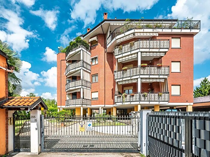 Appartamento quadrilocale in vendita in Strada Genova, Moncalieri