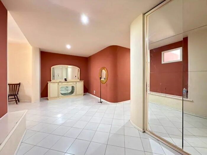 Appartamento con 7 locali in vendita in Partinico Viale Aldo Moro, Partinico