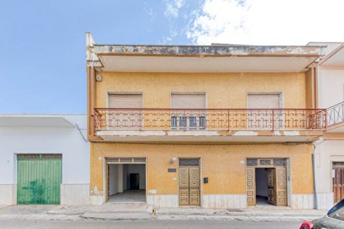 Appartamento trilocale in vendita in Via Vittorio Veneto, Matino