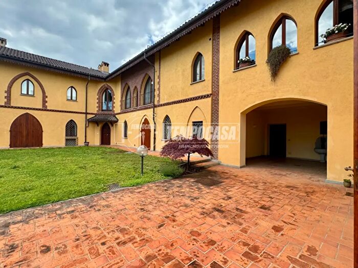 Appartamento con 5 locali in vendita in Viale Nuvoli, Rivoli