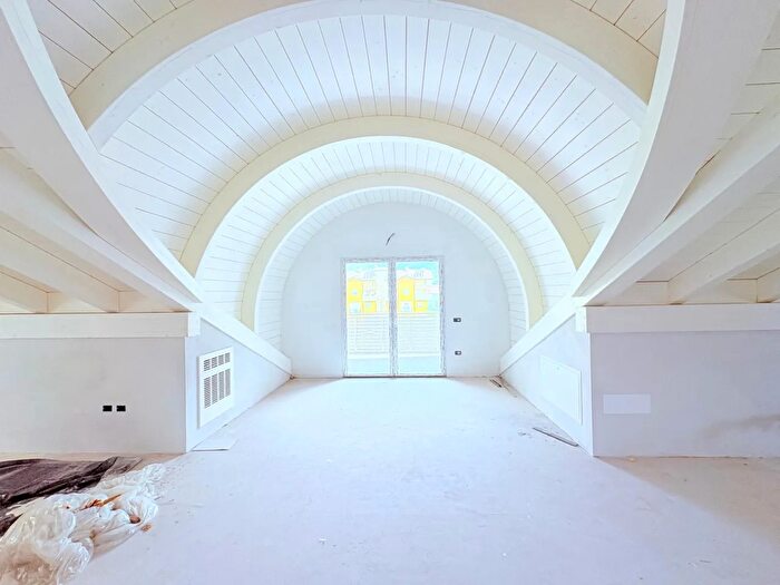 Appartamento con 5 locali in vendita in Via Guglielmo Marconi, Pergine Valsugana