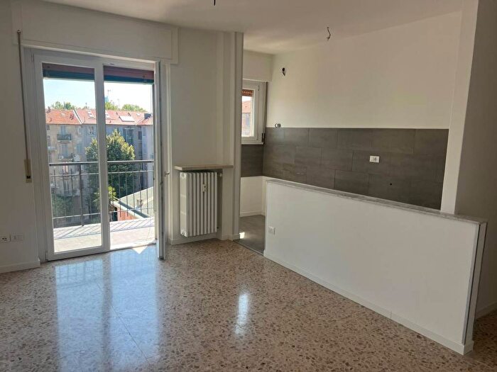 Appartamento bilocale in affitto in Corso San Gottardo, Milano