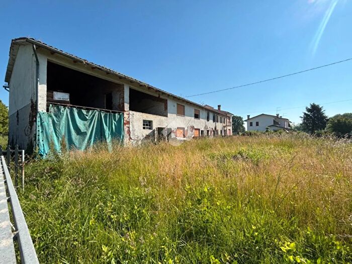 Casa in vendita in Via Dese, Massanzago