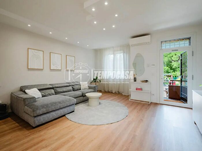 Casa con 5 locali in vendita in Via degli Olmi, Castenaso