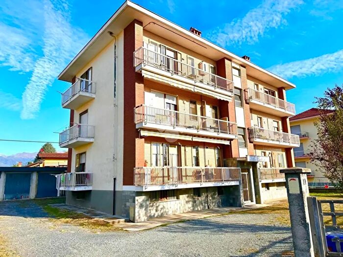 Appartamento trilocale in vendita in Via Milone, Cafasse