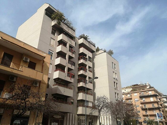 Appartamento trilocale in affitto in Via Francesco Paolo di Blasi, Libertà Villabianca, Palermo