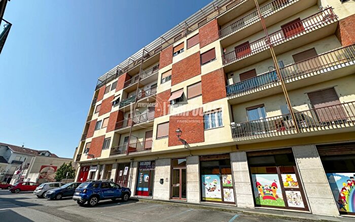 Appartamento trilocale in vendita in Via dei Mulini, Orbassano