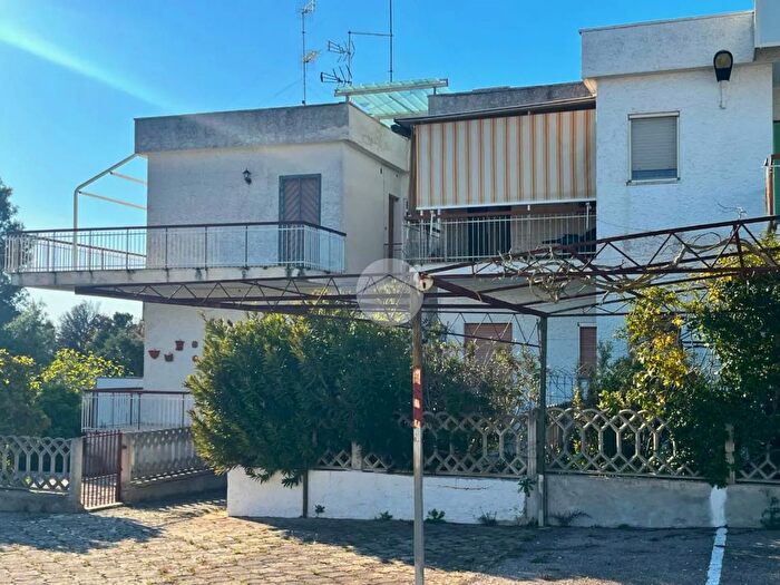 Appartamento bilocale in vendita in Via dei Tigli, Galatone