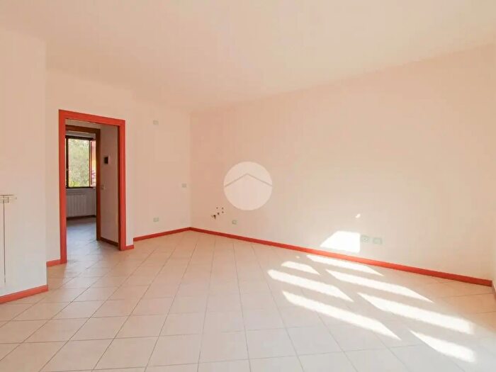 Appartamento trilocale in vendita in Via Lungolago Giuseppe Zanardelli, Toscolano Maderno