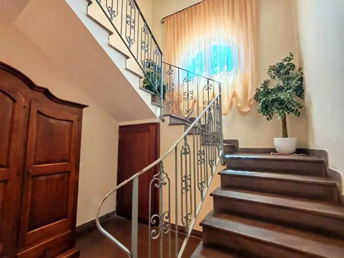 Casa con 6 locali in vendita in Pisa