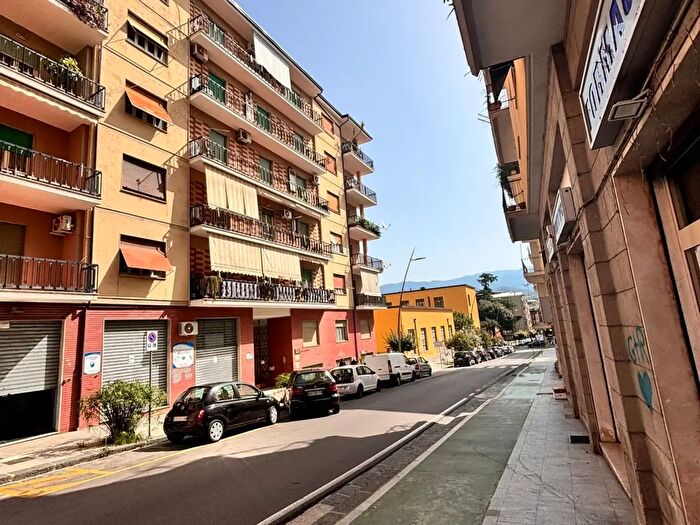 Appartamento trilocale in vendita in Cosenza