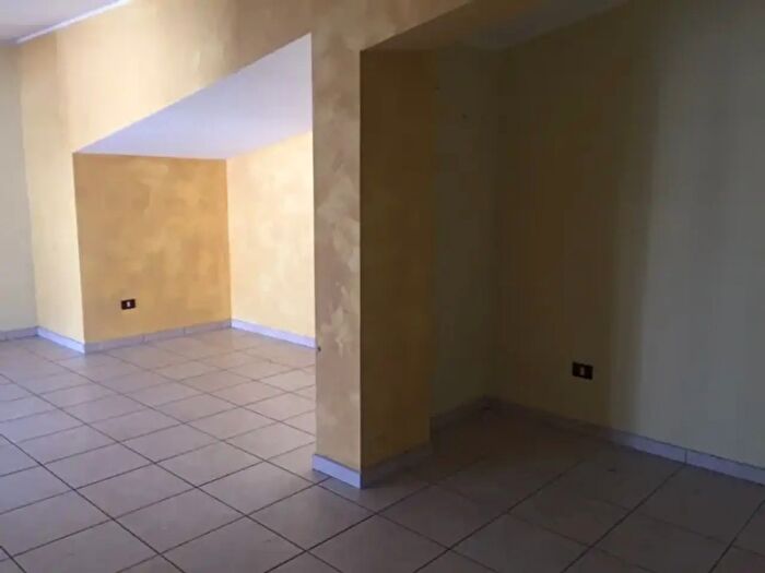 Appartamento con 5 locali in vendita in Marsicovetere