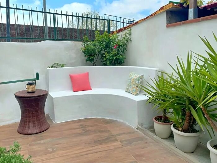 Casa con 8 locali in vendita in Vicopisano
