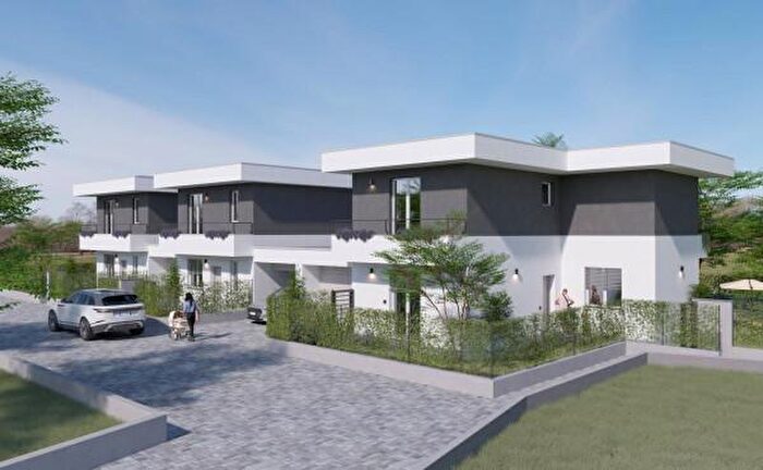 Case in Vendita e in Affitto - 2