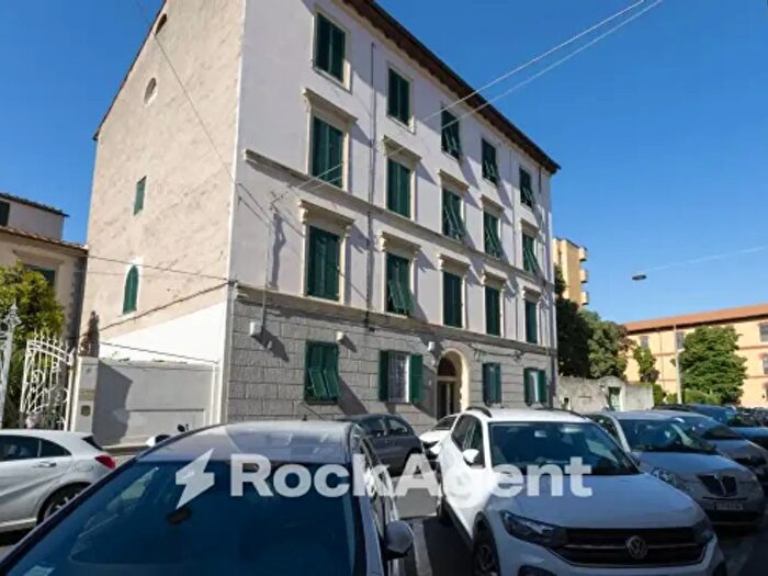 Appartamento quadrilocale in vendita in Via Micali, Livorno