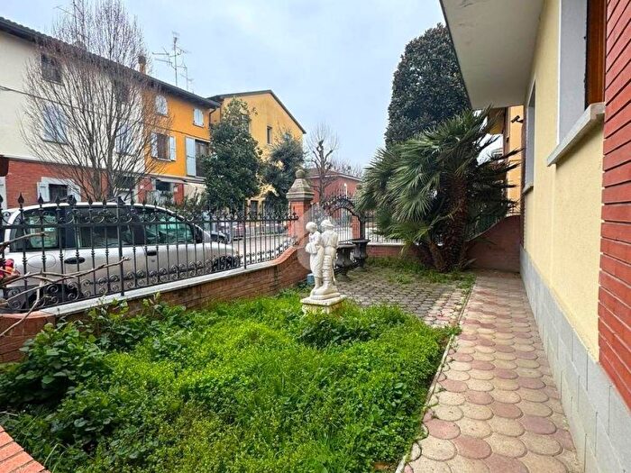 Appartamento bilocale in affitto in Via Surrogazione, Lippo, Calderara di Reno