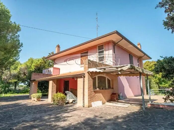 Appartamento con 6 locali in vendita in Via Sterpettine, Mondolfo