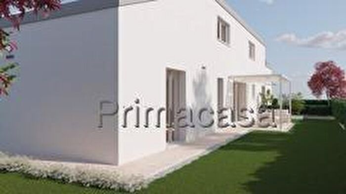 Appartamento con 6 locali in vendita in Via Canaletto, Scorze