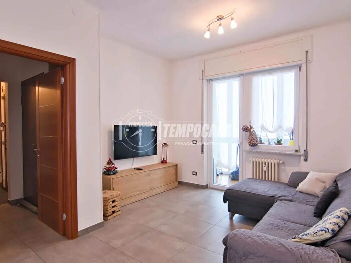 Appartamento con 5 locali in vendita in Novara