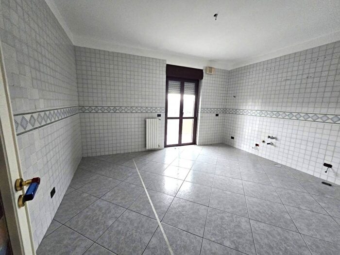 Appartamento trilocale in affitto in Corso Italia, Quarto