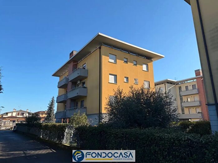 Appartamento bilocale in vendita in Via Nicolai, Grumello Del Monte