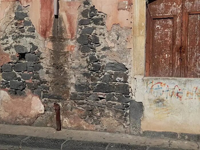 Appartamento trilocale in vendita in Via Belfiore, Catania