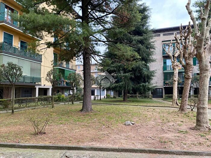 Appartamento quadrilocale in vendita in Via Carlo Collodi, Treviglio