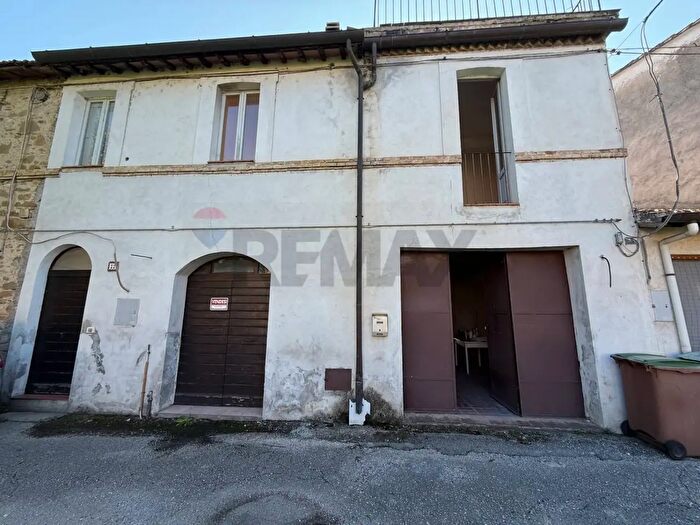 Casa quadrilocale in vendita in Cannara