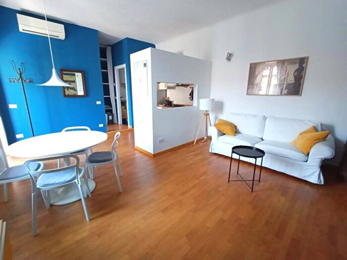 Appartamento bilocale in affitto in Via Melzo, Porta Venezia, Milano