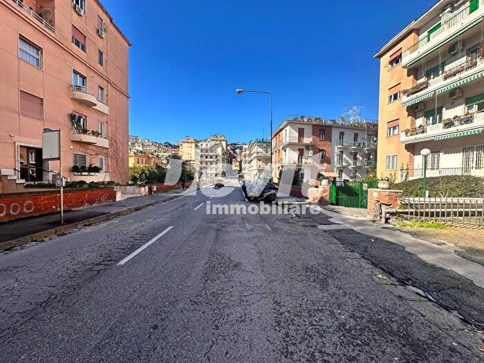 Appartamento bilocale in affitto in Via Michelangelo Schipa, Piazza Amedeo Parco Margherita, Napoli