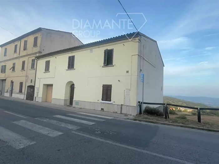 Casa bilocale in vendita in Roccastrada