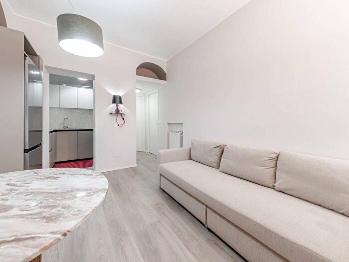 Appartamento bilocale in affitto in Via Pontida, Moscova, Milano