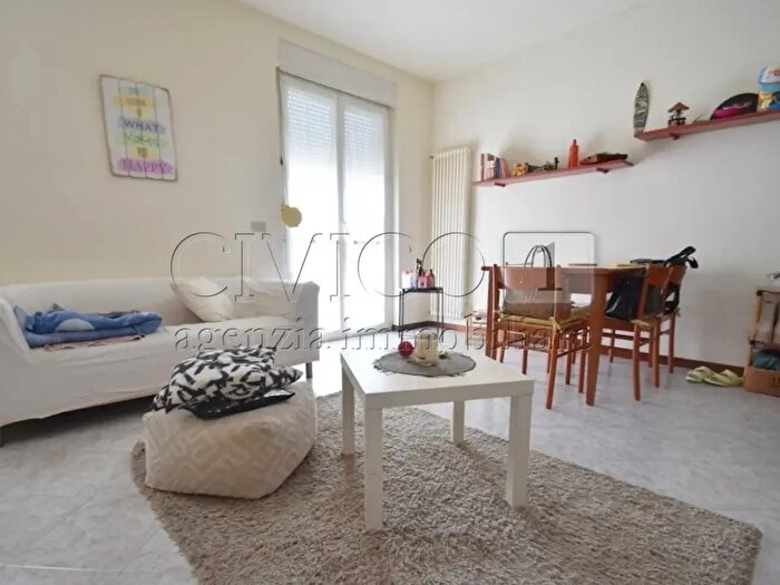 Appartamento bilocale in vendita in Via Chiesa Nuova, Longare