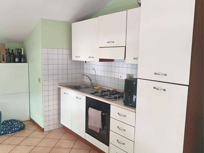 Appartamento trilocale in affitto in Via Marx, Baiano San Martino in Trignano, Spoleto