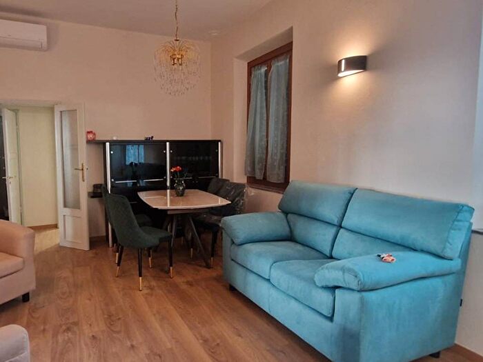 Appartamento quadrilocale in affitto in Via della Badia dei Rocettini, Fiesole