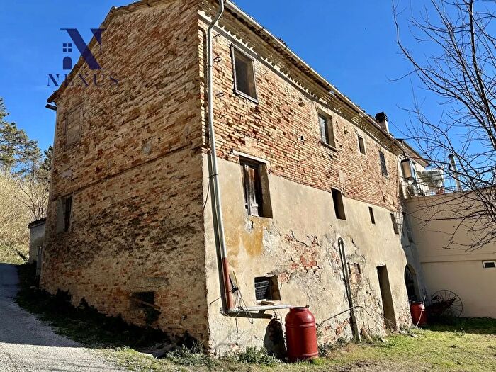 Casa monolocale in vendita in Colli al Metauro