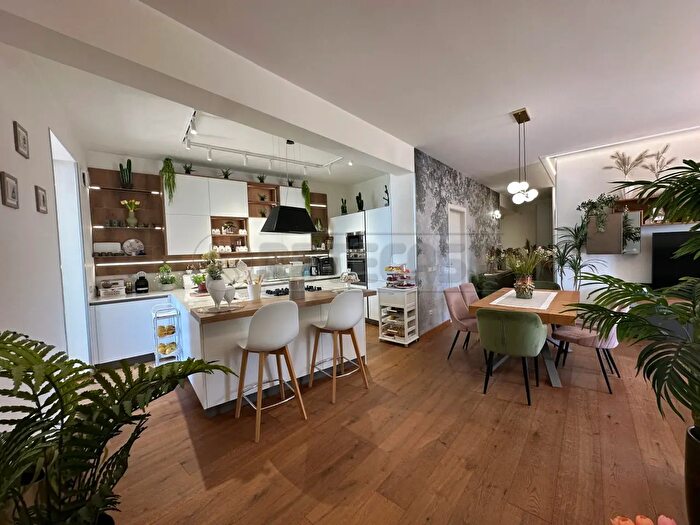 Appartamento con 6 locali in vendita in Mazara Del Vallo