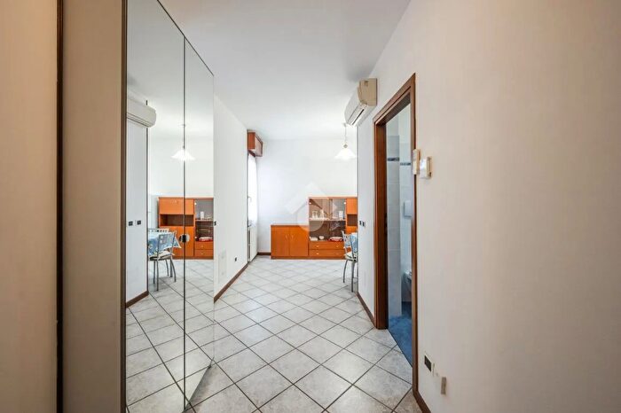 Appartamento monolocale in vendita in Piazza Aldo Capitini, Bologna