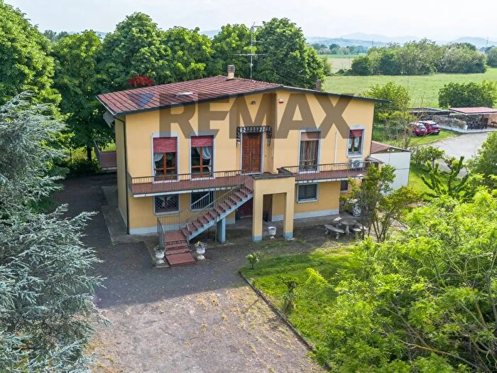 Casa quadrilocale in vendita in Località San Faustino, Fidenza