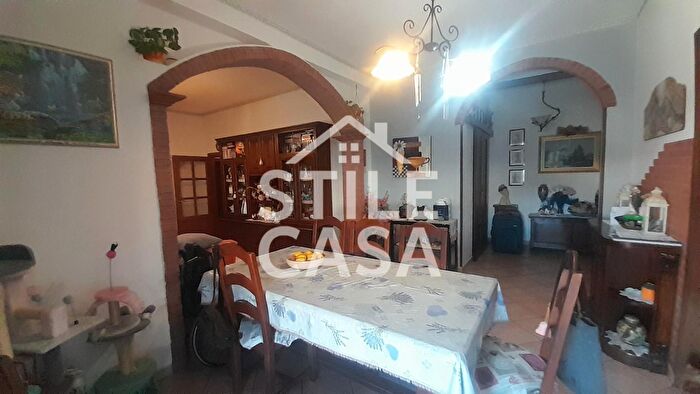 Appartamento con 5 locali in vendita in a Regina Margherita, Altopascio